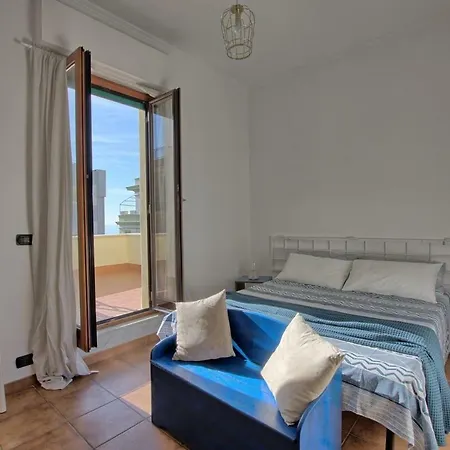 Attico Sul Mediterraneo Apartment